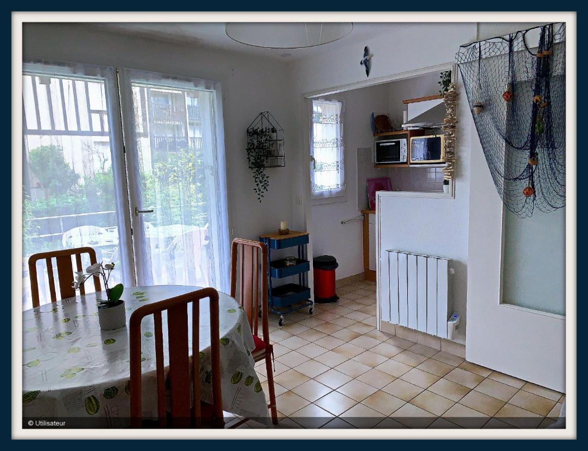 Cabourg, Appartement plain pied avec terrasse accès direct à la plage Exterior foto