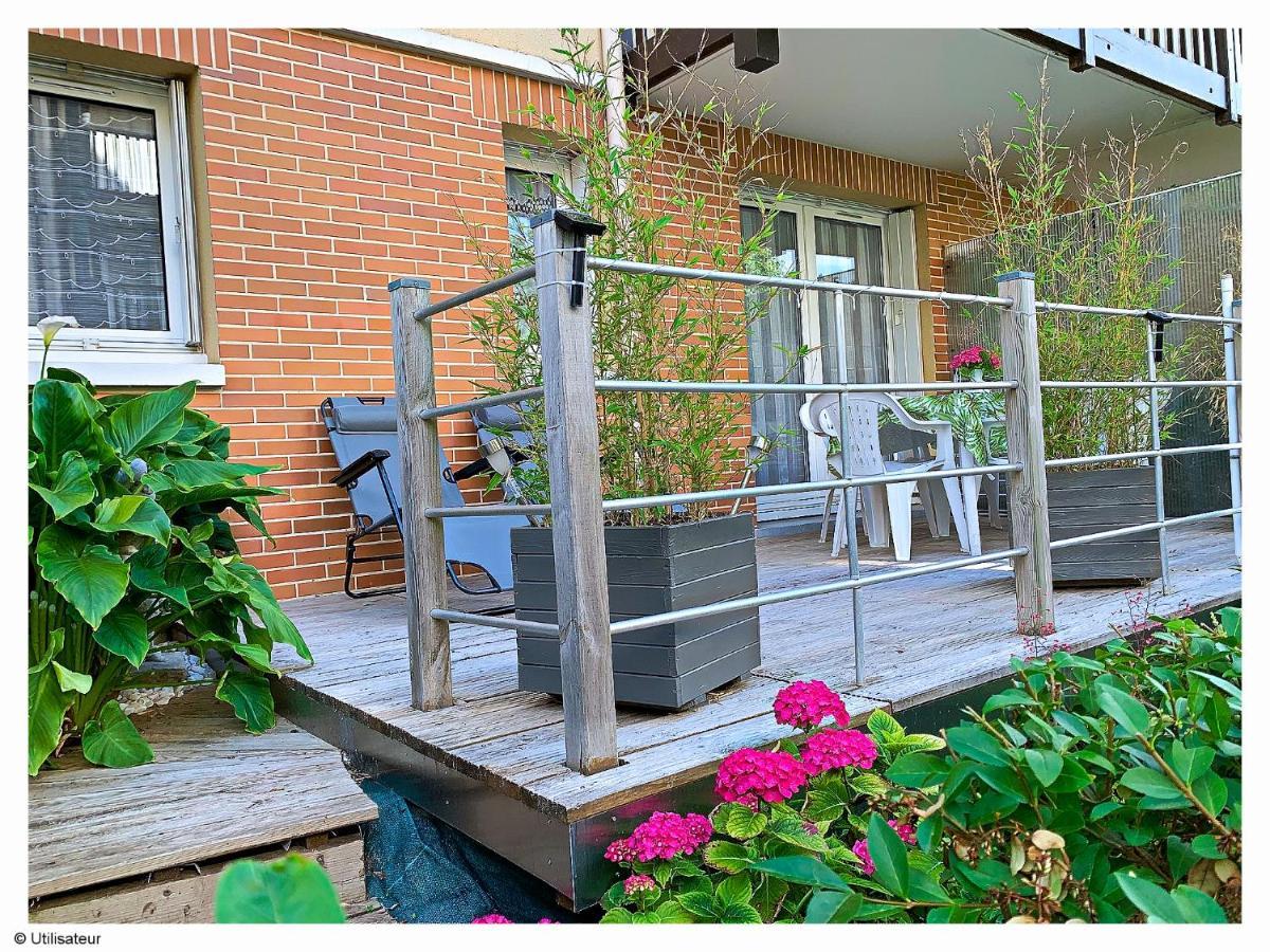 Cabourg, Appartement plain pied avec terrasse accès direct à la plage Exterior foto